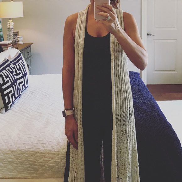 Sweater - Picture 2 of 3